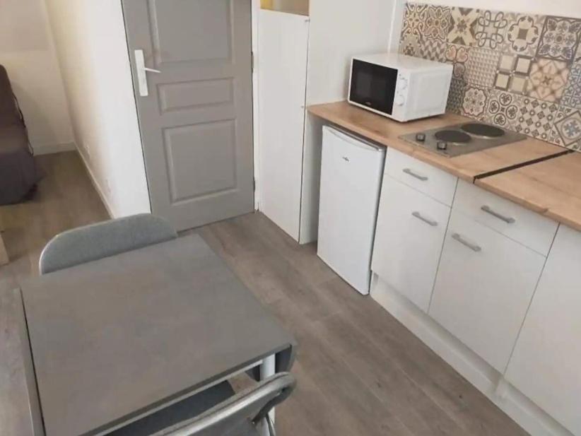 Tres Sympathique Appartement Plein Coeur De Ville Perpignan Bagian luar foto