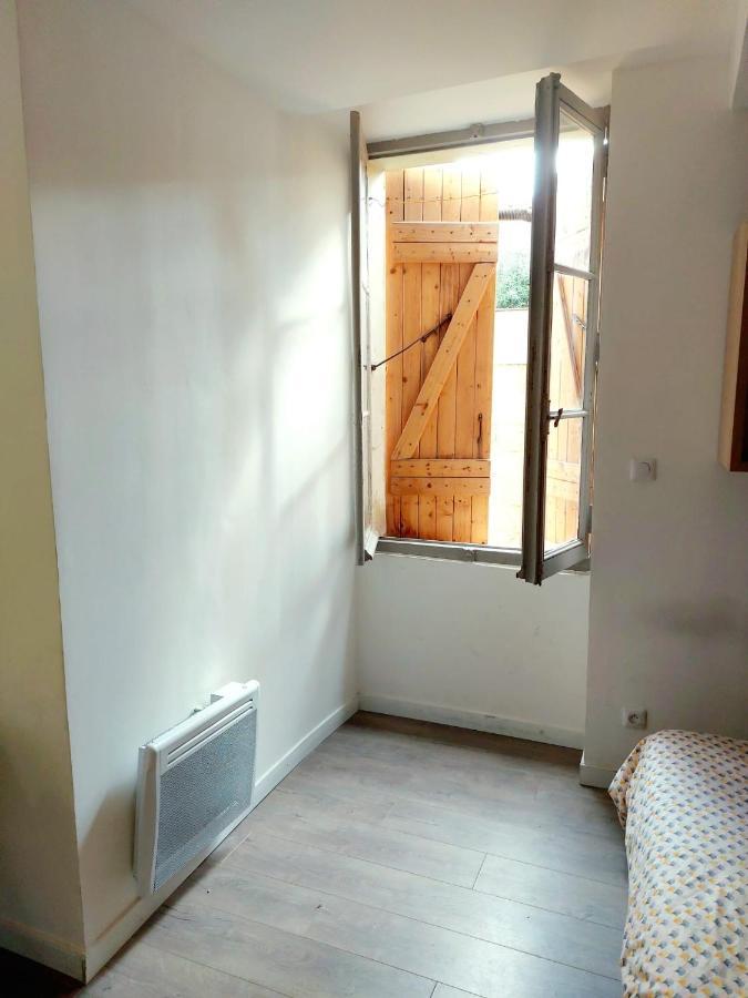 Tres Sympathique Appartement Plein Coeur De Ville Perpignan Bagian luar foto